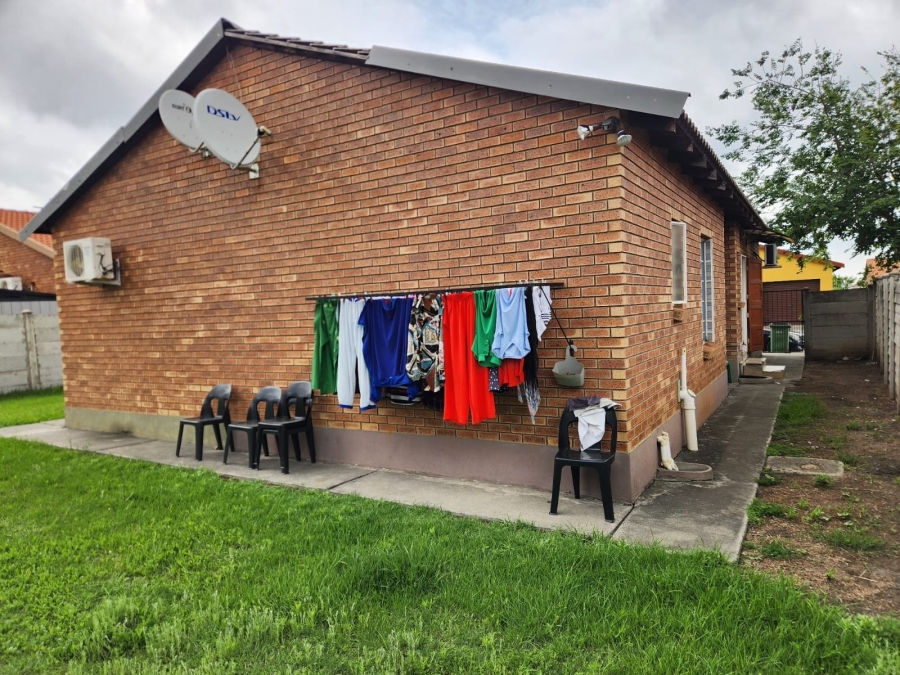 3 Bedroom Property for Sale in Waterval East North West